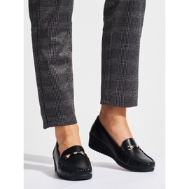 Mocassins noirs ajourés à cale basse le noir 1