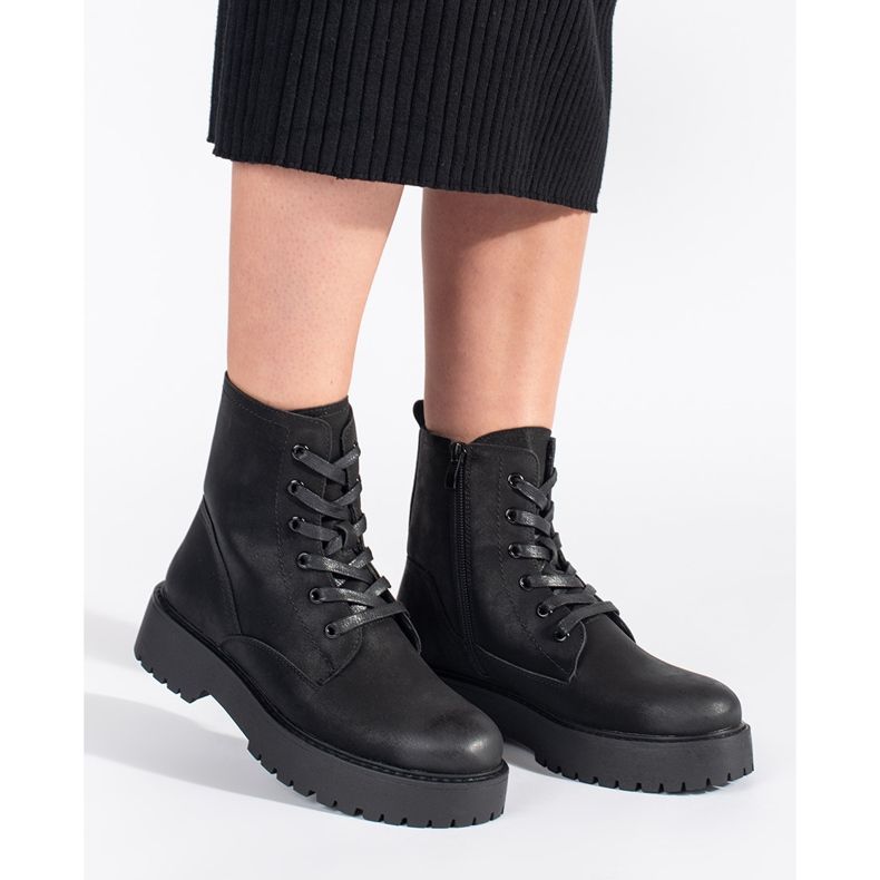 Bottines noires pour femmes sur la plateforme Sergio Leone 1