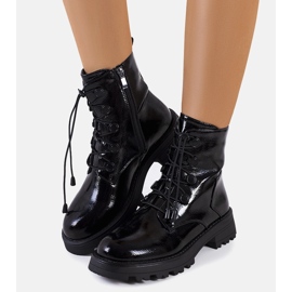 Bottes Cesterfield en cuir verni noir le noir 1