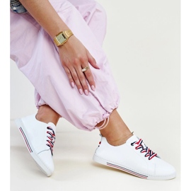 Baskets Vinceza en cuir blanc blanche 2 Baskets Vinceza en cuir blanc blanche 2