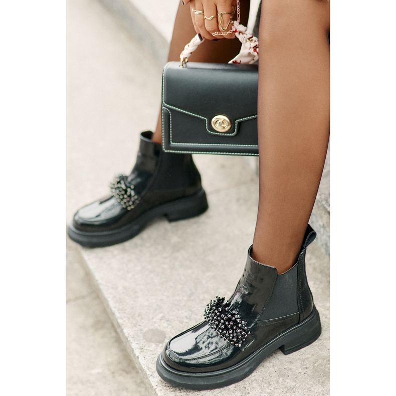 Bottines En Cuir Verni Avec Décoration, Slip-On Isolées, Noir Solimav 2