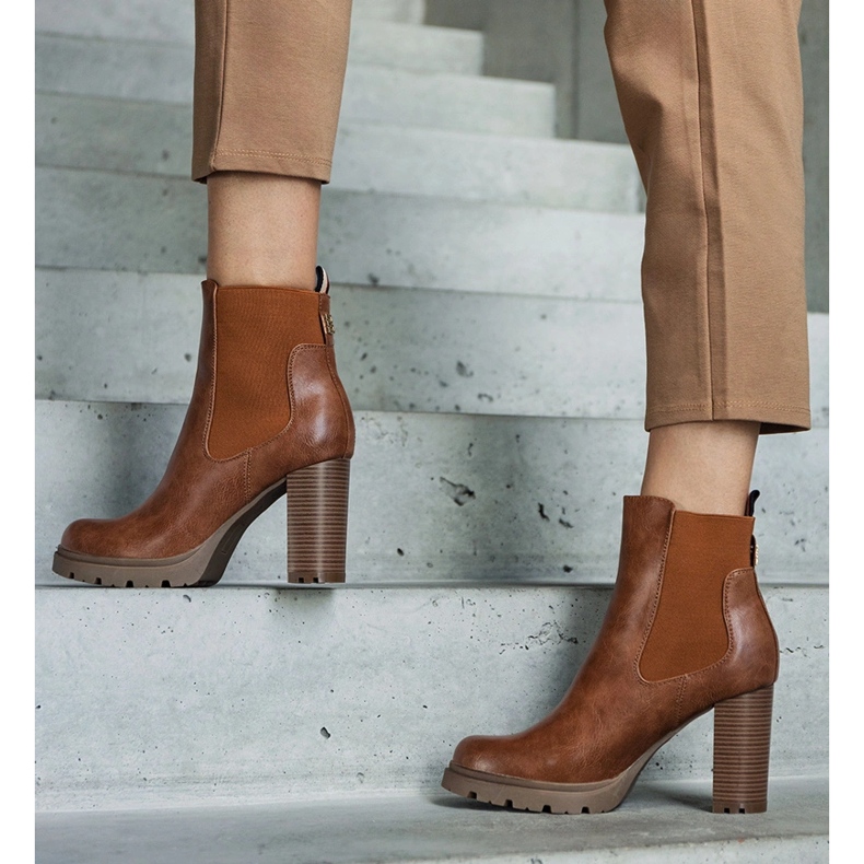 Bottines à enfiler marron en éco-cuir Motena brun 1