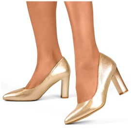 Escarpins élégants à talons hauts dorés avec semelle intérieure en cuir d'or 2