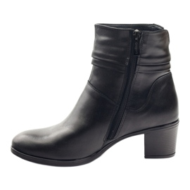 Gregors Bottes en cuir féminin isolées avec une toison 614 noir 2