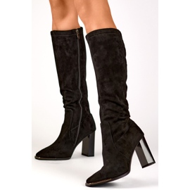 Boots femme en daim noir à bout décoratif le noir 8