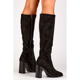 Boots femme en daim noir à bout décoratif le noir 9