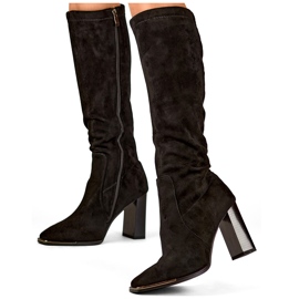 Boots femme en daim noir à bout décoratif le noir 1