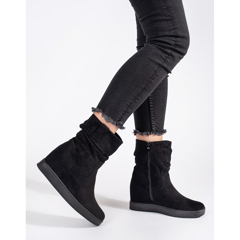 Bottines femme en daim noir à coin caché 1