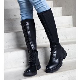 Bottines noires à enfiler avec tige flexible de Veradi 1