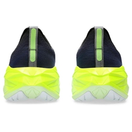 Chaussures Asics Novablast 4 1011B693-003 le noir 2 Chaussures Asics Novablast 4 1011B693-003 le noir 2