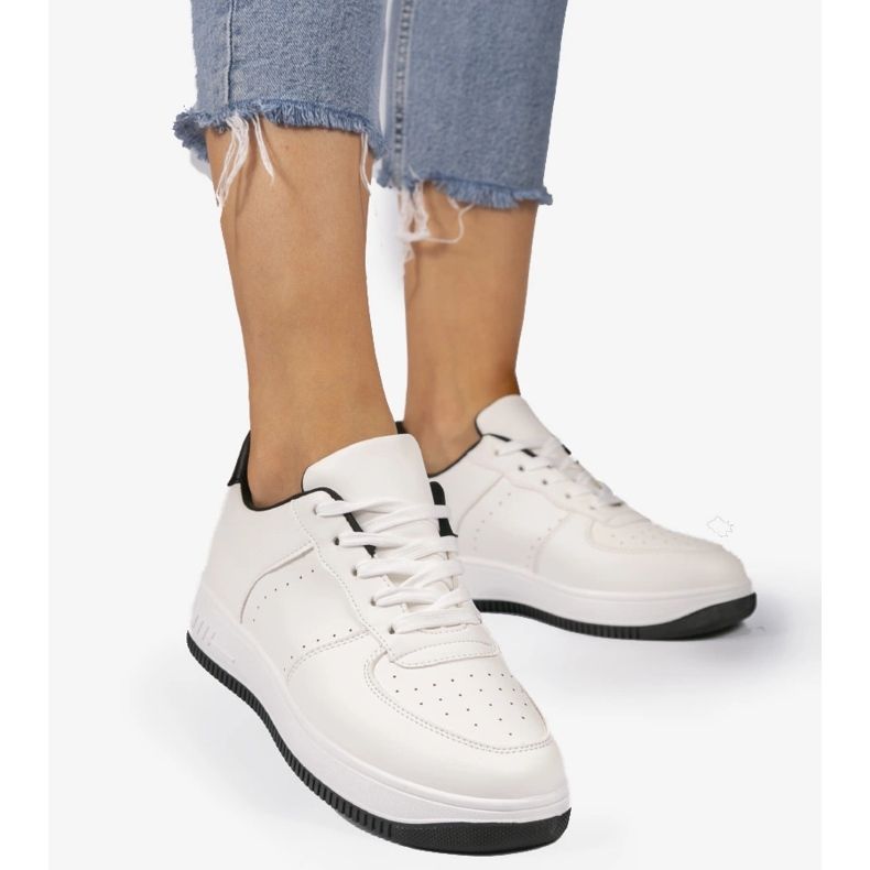 Baskets classiques BL3619-SP noires et blanches 2