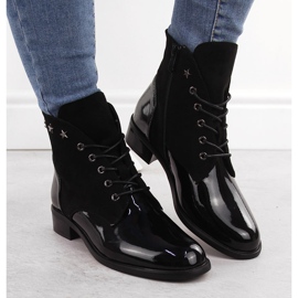 Bottines femme en cuir verni avec rivets, noir Sabatina DM24-25P le noir 5