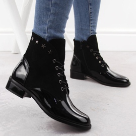 Bottines femme en cuir verni avec rivets, noir Sabatina DM24-25P le noir 6