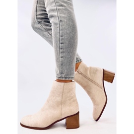 Bottes classiques en daim Natina Beige 3