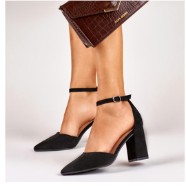 Escarpins noirs à talons hauts et fermeture cheville QA203B 1