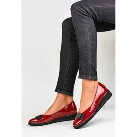 Chaussures vernies pour femmes avec décoration sur talon bas, rouge GD-FL766BUR 2