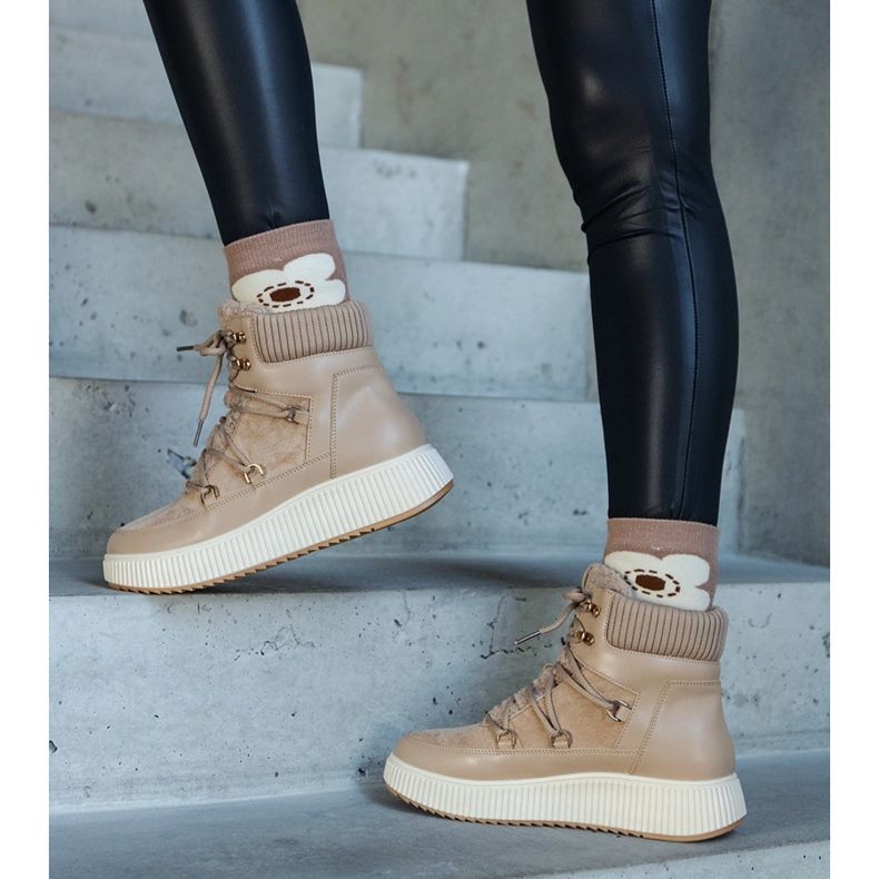 Bottines Rosemarie beige à semelle épaisse 1