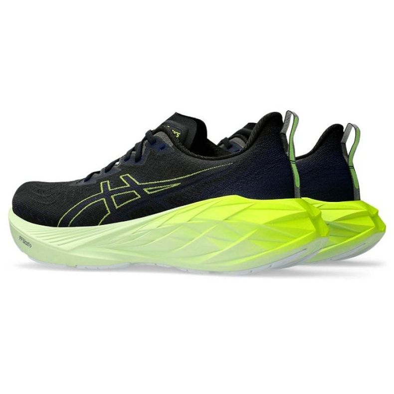 Chaussures Asics Novablast 4 1011B693-003 noir 3