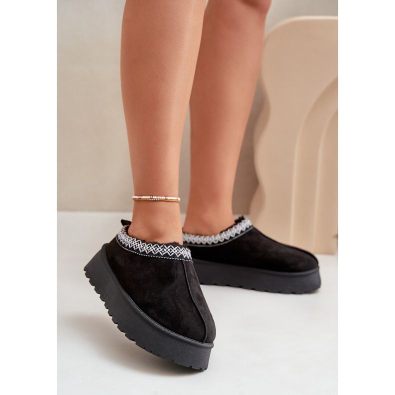 Bottes de neige noires à plateforme Tamilda avec broderie 2