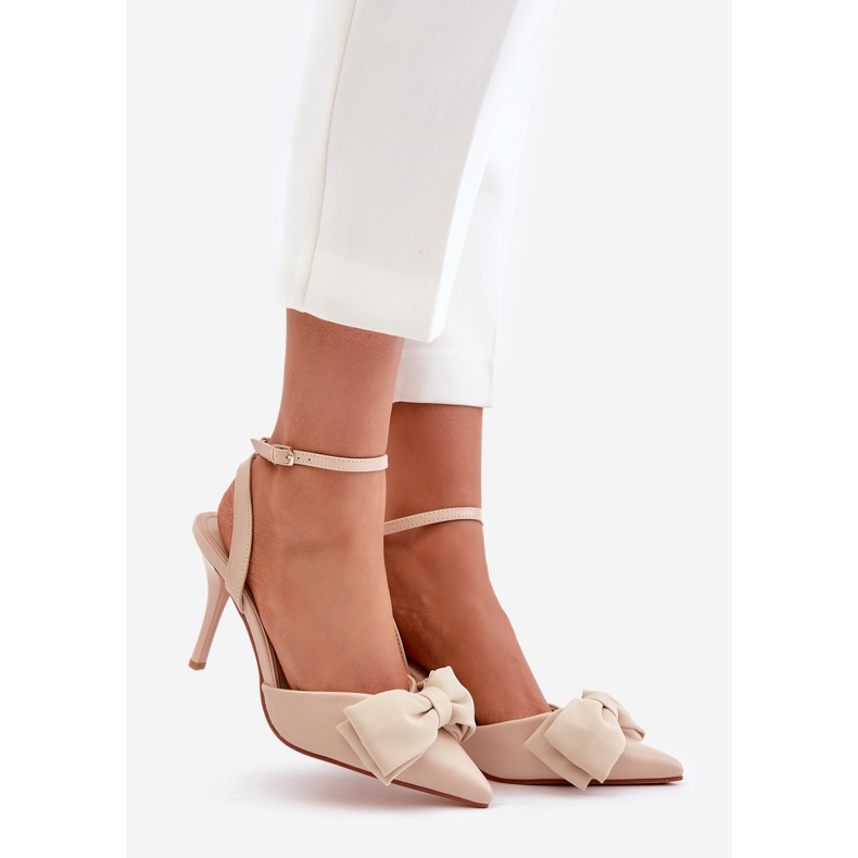 Talons hauts en cuir écologique avec nœud, beige Volamia 1 Talons hauts en cuir écologique avec nœud, beige Volamia 1