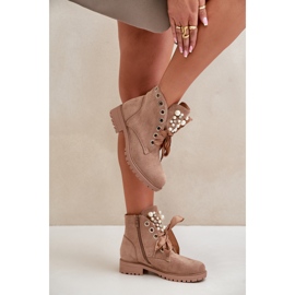 Bottes isolées en daim avec perles et ruban, Beige Perla 5