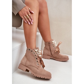 Bottes isolées en daim avec perles et ruban, Beige Perla 8