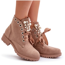 Bottes isolées en daim avec perles et ruban, Beige Perla 10