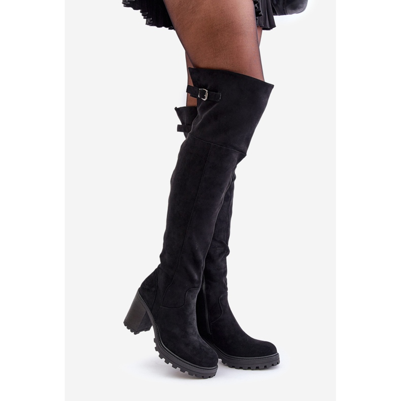 Bottes cuissardes isolées noires à talons hauts Niaviera 1
