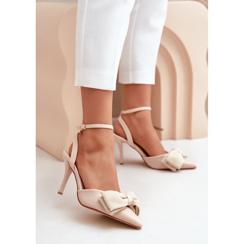 Talons hauts en cuir écologique avec nœud, beige Volamia 2 Talons hauts en cuir écologique avec nœud, beige Volamia 2
