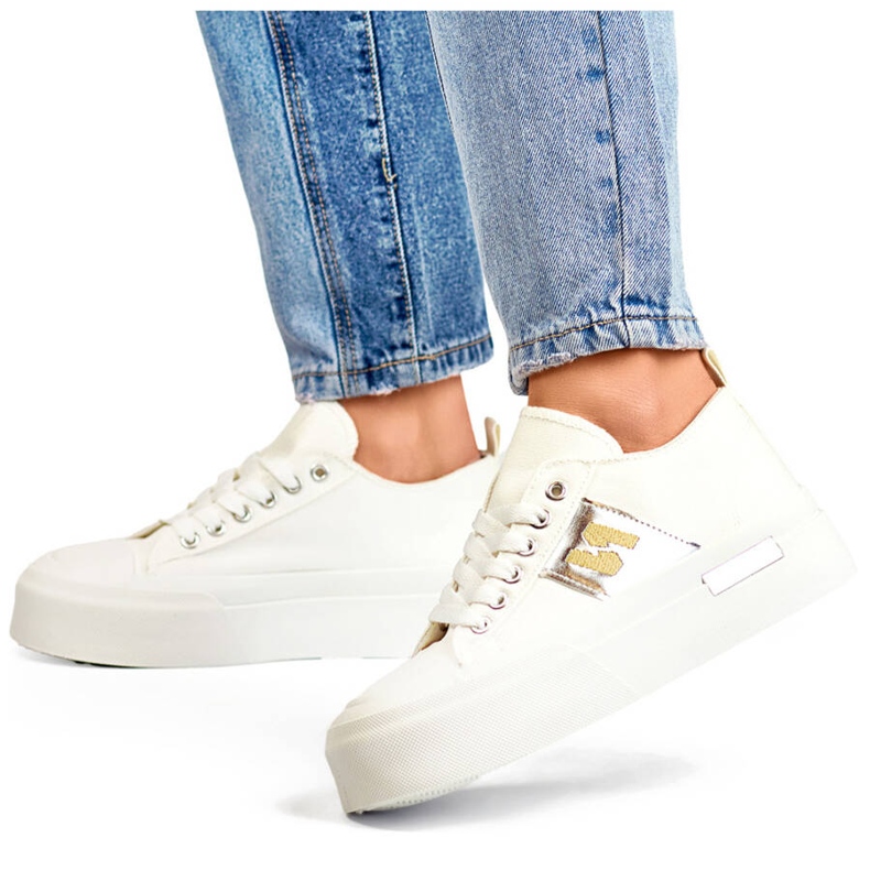 Baskets basses à semelle épaisse, blanches LY100W 1