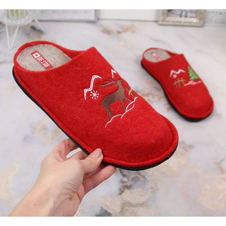 Chaussons de maison en feutre de laine Big Star W INT1803B rouge 1