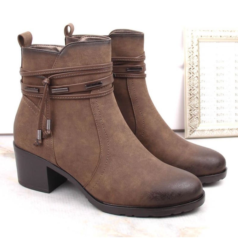 Jezzi W JEZ415B bottines isolées à talons hauts avec décoration, marron brun 1