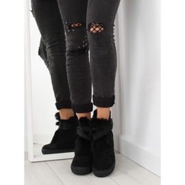 Baskets avec fourrure noire 3123 noir 2