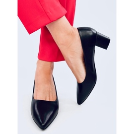 Crafts Escarpins noirs à talons bas 2