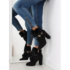 Bottes noires à talons hauts avec fourrure noir 1316 Black le noir 2