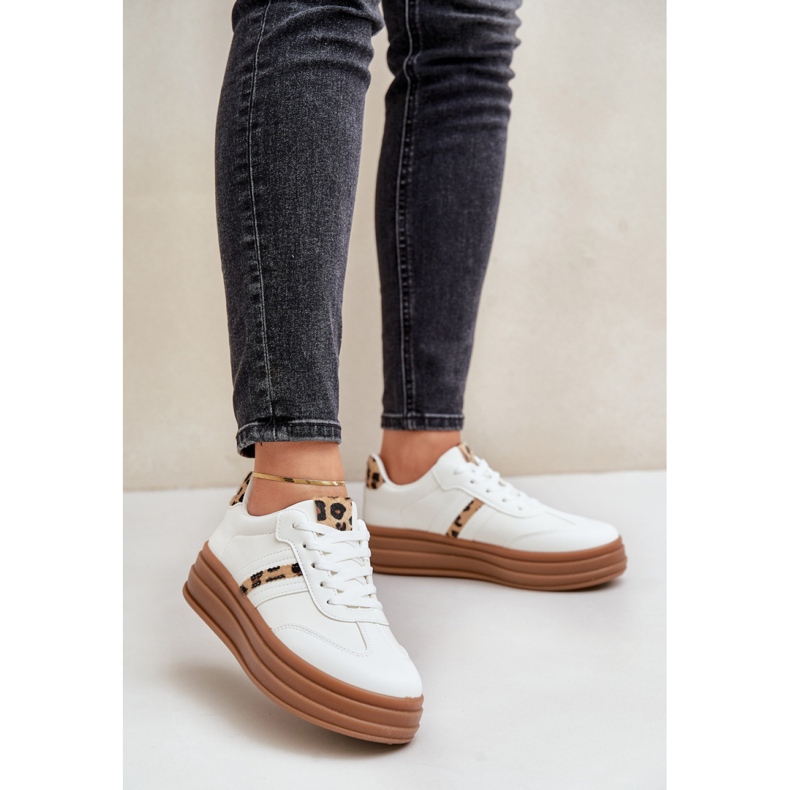 Chaussures de sport modèle PC2802 léopard blanc 1