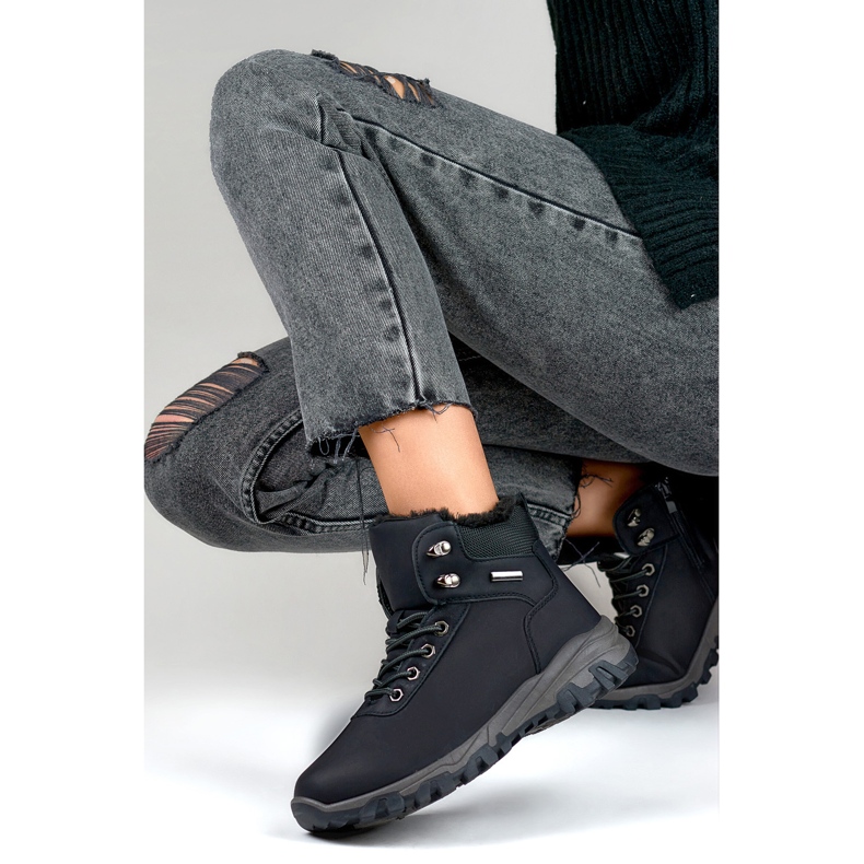 Chaussures de randonnée modèle 3906-1B noires le noir 1