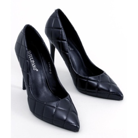 Escarpins à talons aiguilles noirs matelassés le noir 1