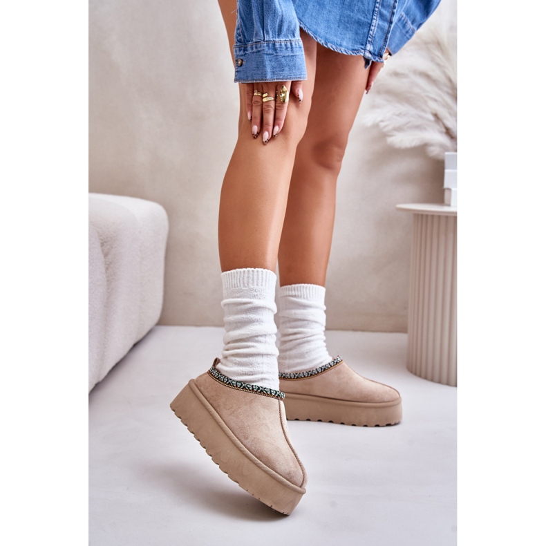 Modèle 877-1 Chaussons beiges 1