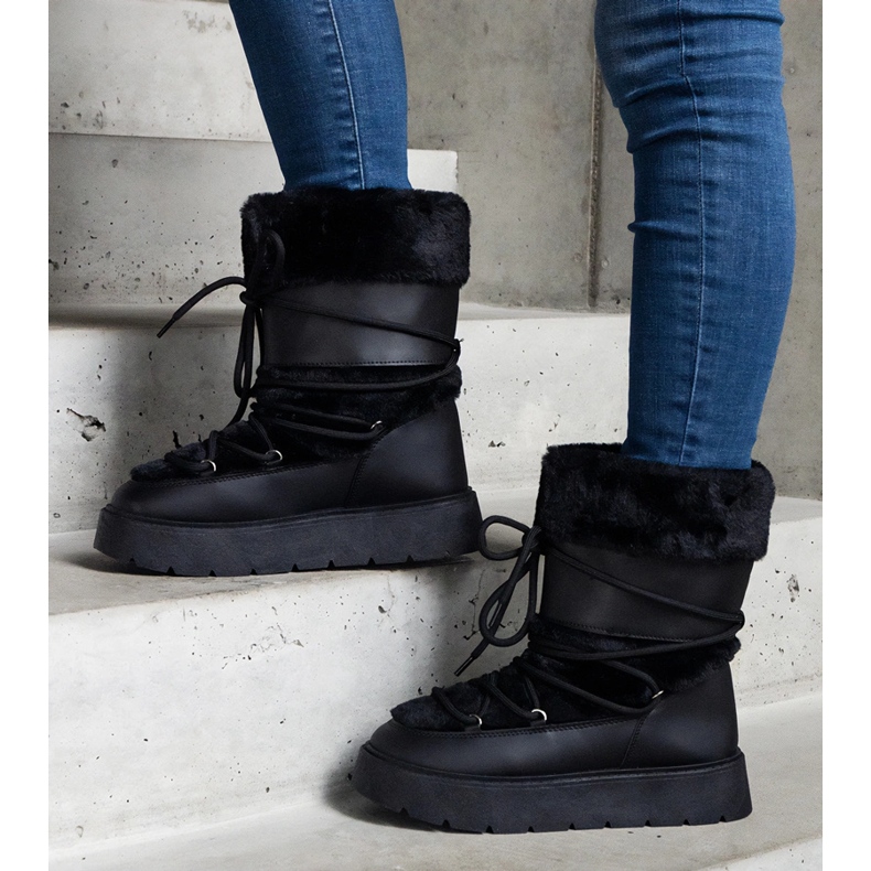 Bottes de neige à enfiler isolées noires pour femmes, ornées de fourrure 1