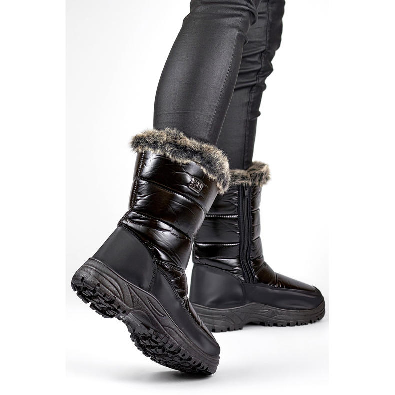 Bottes de neige isolées noires hautes pour femmes avec fourrure, chaussures d'hiver chaudes 2