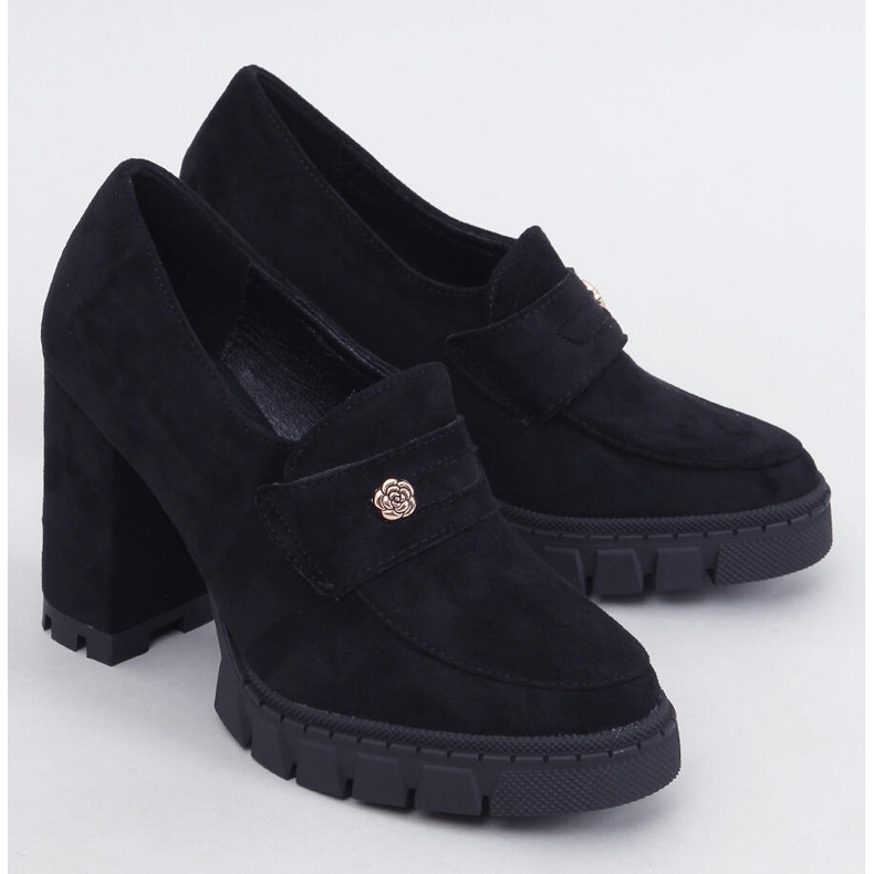 Chaussures pour femmes à talons hauts et à plateforme avec décoration noir 1