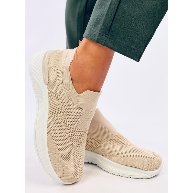 Chaussures chaussettes de sport pour femmes, beiges 2 Chaussures chaussettes de sport pour femmes, beiges 2