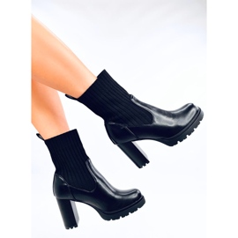 Bottines femme à talon et revers le noir 5