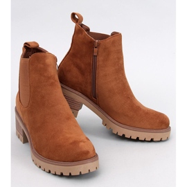 Bottines Chelsea en daim camel brun 1