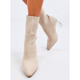 Boots chaussettes beiges à talon transparent 2