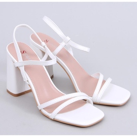 Seastar Sandales blanches à talon stable 1