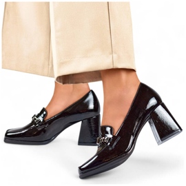 Chaussures vernies élégantes noires à talons hauts 24-12322B 1