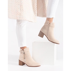 Bottines à talons hauts femme en daim beige clair 4