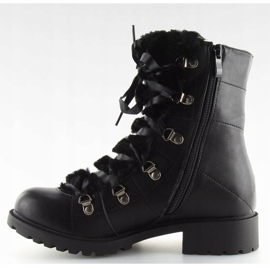 K90 Bottes noires avec fourrure le noir 1